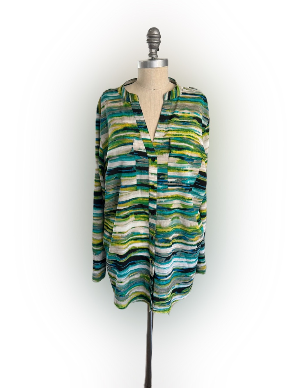 Calvin Klein Women’s Long Sleeve Colorful Button Down Blouse. Size OX